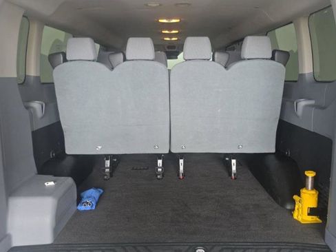 Used 2019 Ford Transit 350 XLT RWD image 17