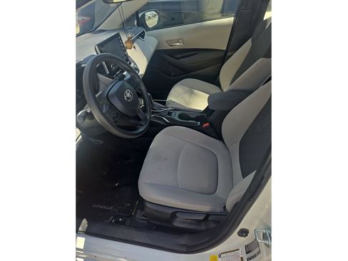 Certified 2021 Toyota Corolla LE w/ Carpet Mat Package (TMS) FWD image 7