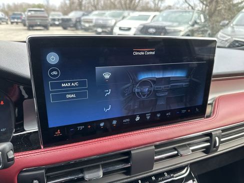 Used 2025 Lincoln Corsair Reserve FWD image 19