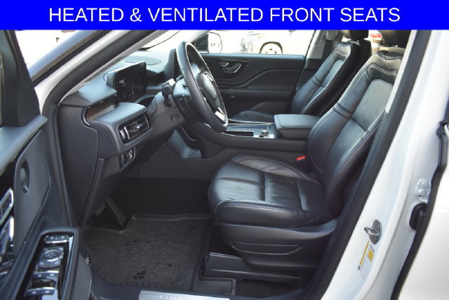 Used 2025 Lincoln Aviator Reserve w/ Illumination Package AWD/4WD image 5