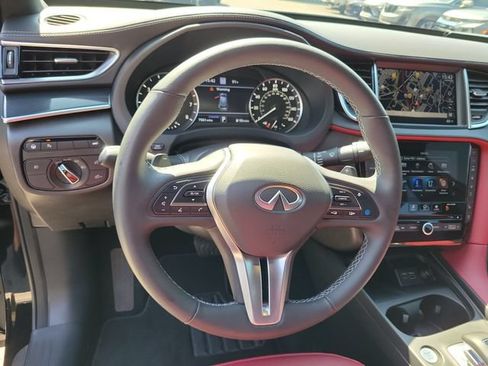 Used 2025 INFINITI QX50 Sport AWD/4WD image 17