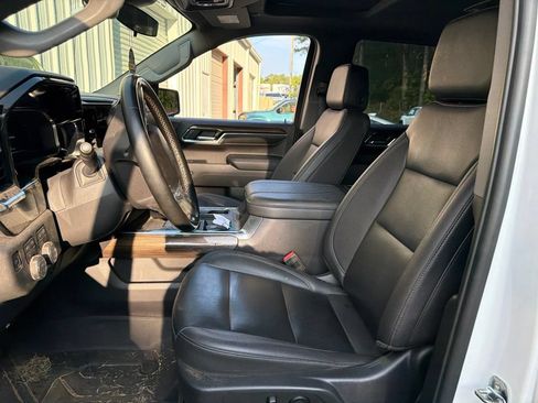 Used 2023 Chevrolet Silverado 1500 RST w/ RST All Star Premium Package AWD/4WD image 3