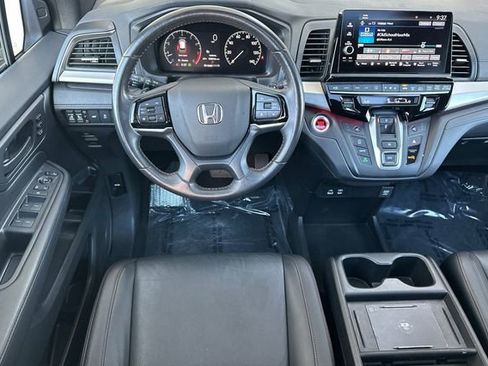 Used 2025 Honda Odyssey Sport-L image 16