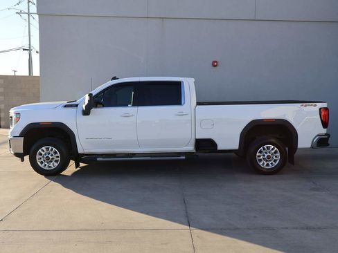 Used 2023 GMC Sierra 2500 SLE w/ SLE Convenience Package image 2