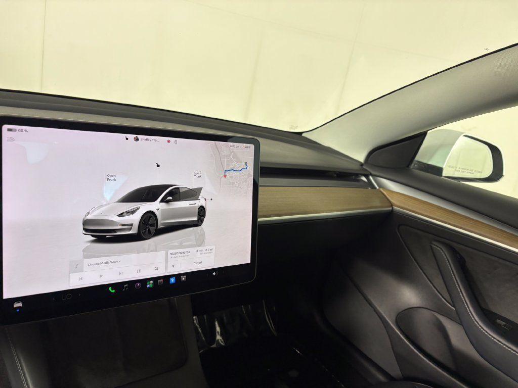 Used 2022 Tesla Model 3 Long Range AWD/4WD image 16