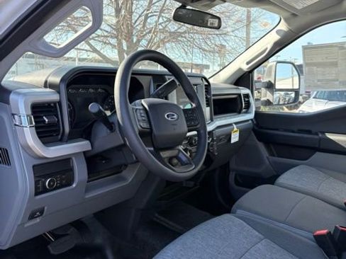 New 2026 Ford F250 XL w/ XL Chrome Package image 35