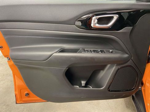 New 2026 Jeep Compass Latitude image 10