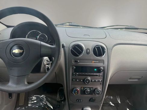 Used 2008 Chevrolet HHR LT FWD image 25