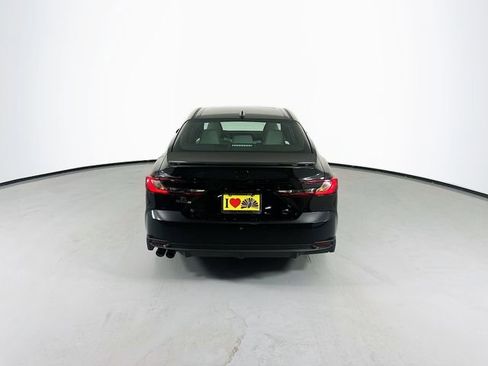Used 2026 Toyota Camry SE w/ Convenience Package FWD image 8