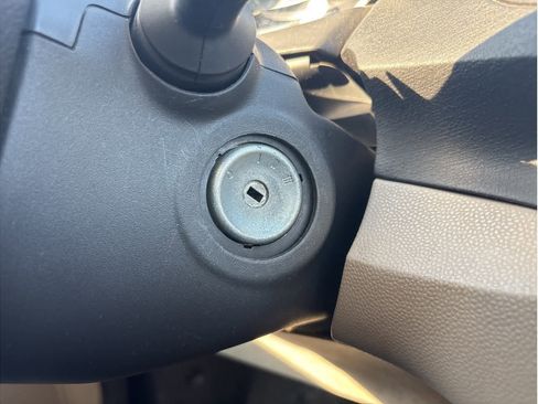 Used 2018 Ford Fiesta SE image 11