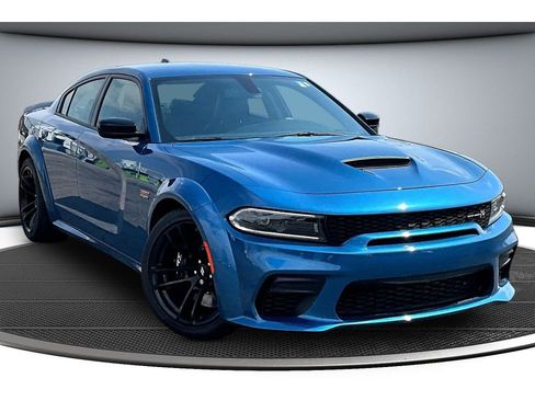 Used 2023 Dodge Charger Scat Pack image 2