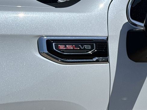 New 2026 GMC Sierra 1500 Denali w/ Denali Reserve Package AWD/4WD image 15