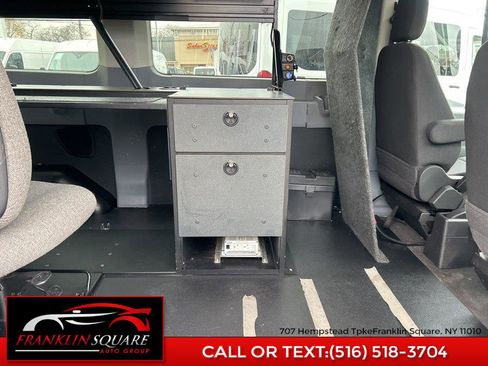 Used 2016 Ford Transit 150 XLT image 37