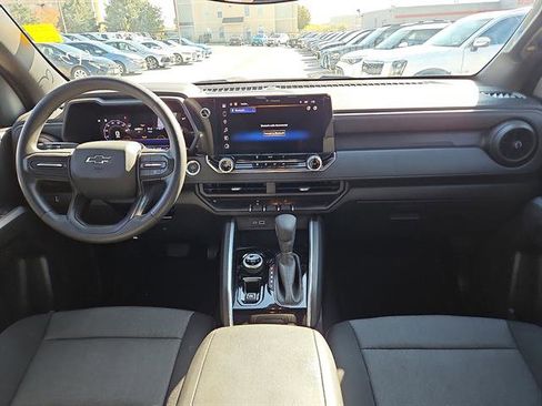 Used 2024 Chevrolet Colorado Trail Boss image 10