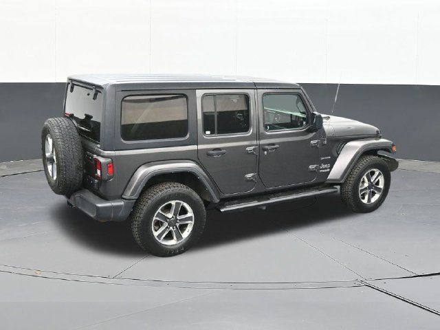 Used 2022 Jeep Wrangler Unlimited Sahara w/ Cold Weather Group AWD/4WD image 62