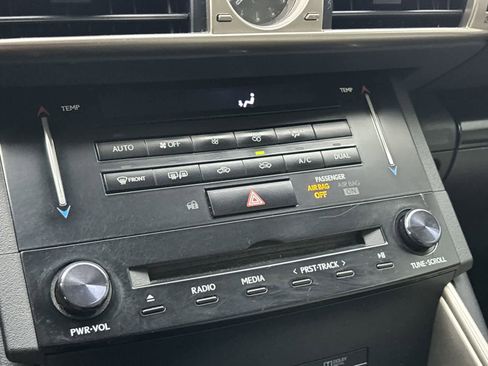 Used 2014 Lexus IS 350 AWD w/ Navigation Package image 20