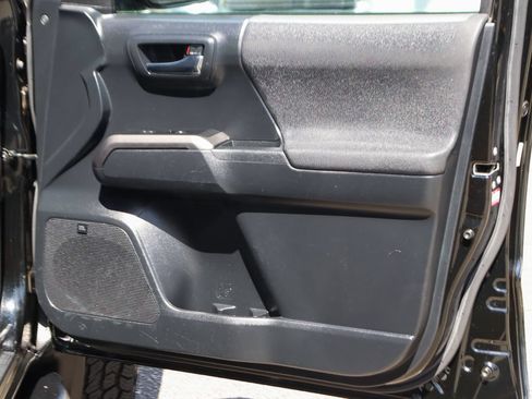 Used 2019 Toyota Tacoma TRD Pro AWD/4WD image 40