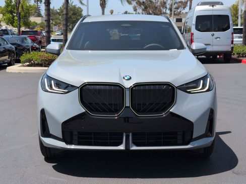 New 2026 BMW X3 xDrive30 w/ M Sport Package AWD/4WD image 3