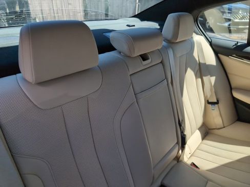 Used 2023 BMW 530i 530i w/ Convenience Package image 23