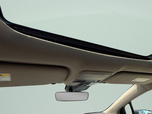 Used 2019 Honda Odyssey Touring image 22