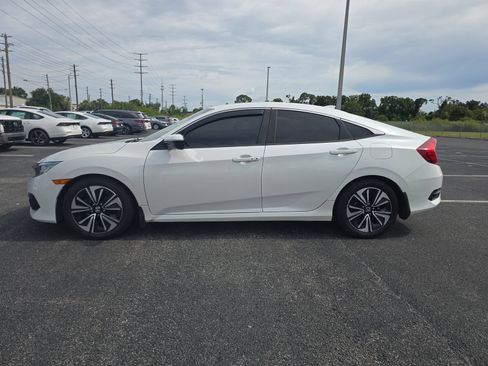 Used 2018 Honda Civic EX-L image 6