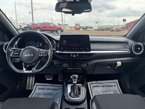 Used 2023 Kia Forte GT-Line w/ GT-Line Premium Package image 7