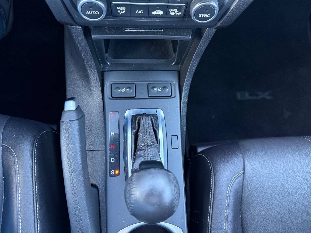 Used 2019 Acura ILX w/ Premium Package FWD image 20