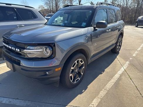 Used 2023 Ford Bronco Sport Outer Banks image 1