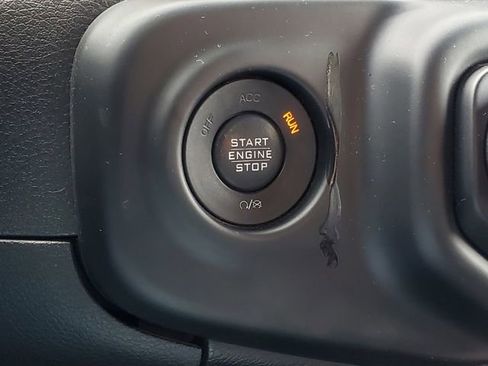 Used 2018 Jeep Wrangler Unlimited Rubicon w/ Dual Top Group image 20