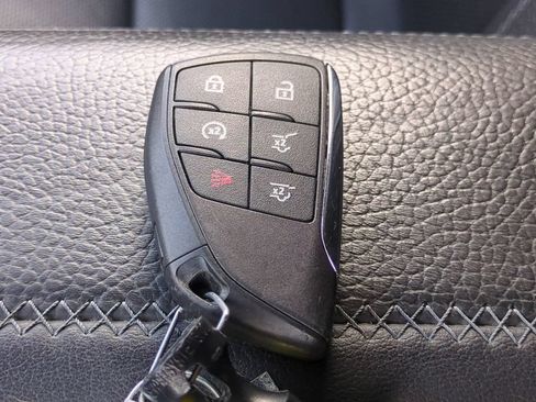 Used 2021 GMC Yukon Denali w/ Denali Premium Package AWD/4WD image 27