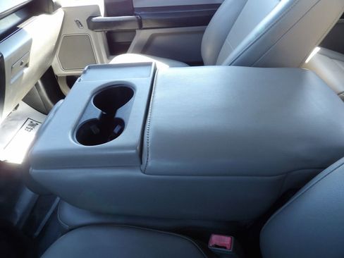 Used 2019 Ford F150 XL w/ Equipment Group 101A Mid AWD/4WD image 26
