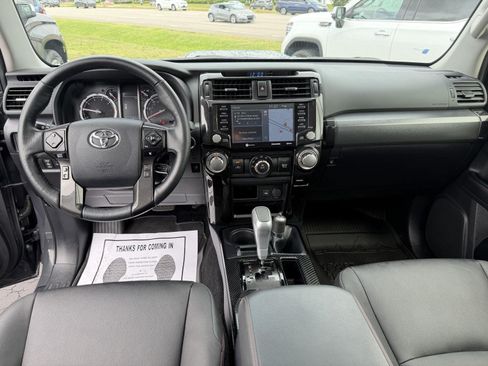 Used 2024 Toyota 4Runner TRD Off-Road Premium w/ Moonroof Package AWD/4WD image 17