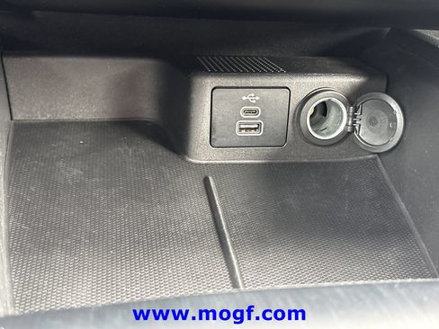 Used 2025 Ford Escape ST-Line FWD image 7