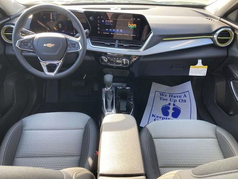 New 2026 Chevrolet Trax LT w/ Driver Confidence Package FWD image 13