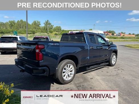 Used 2020 Chevrolet Silverado 1500 Custom w/ Custom Value Package AWD/4WD image 5