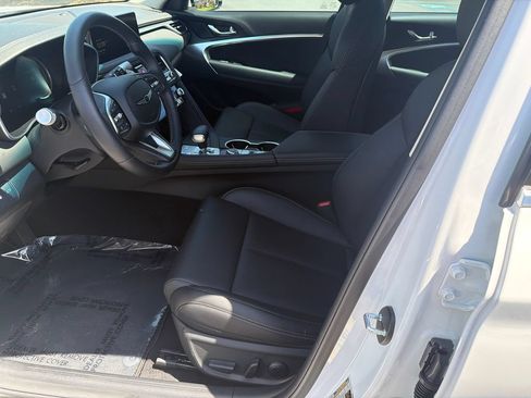 Used 2026 Genesis G70 2.5T AWD/4WD image 11