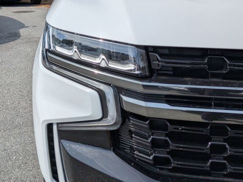 Used 2022 Chevrolet Tahoe Z71 w/ Luxury Package image 10