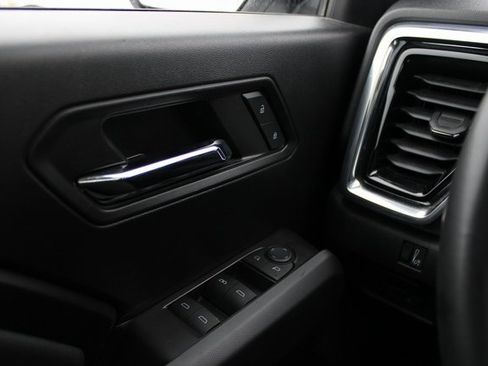 Used 2024 GMC Canyon Elevation w/ Convenience Package image 21