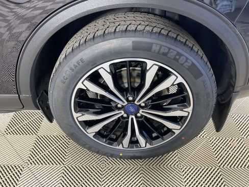 Used 2022 Ford Escape SE w/ SE Sport Appearance Package image 20