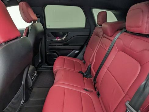 Used 2025 Lincoln Corsair Grand Touring w/ Towing Package image 36