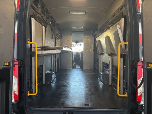 Used 2019 Ford Transit 250 148 High Roof Extended RWD image 16