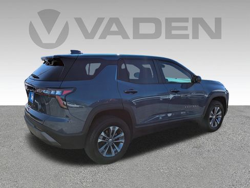 Used 2025 Chevrolet Equinox LT w/ Safety and Technology Package image 26