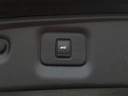 Used 2018 INFINITI QX60 AWD w/ Premium Plus Package image 31