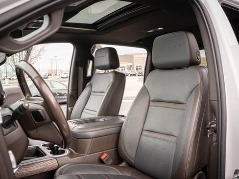 Used 2021 GMC Sierra 1500 Denali w/ Denali Ultimate Package image 16