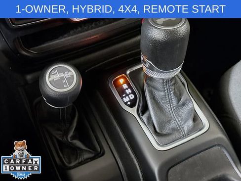 Used 2023 Jeep Wrangler Unlimited AWD/4WD image 16