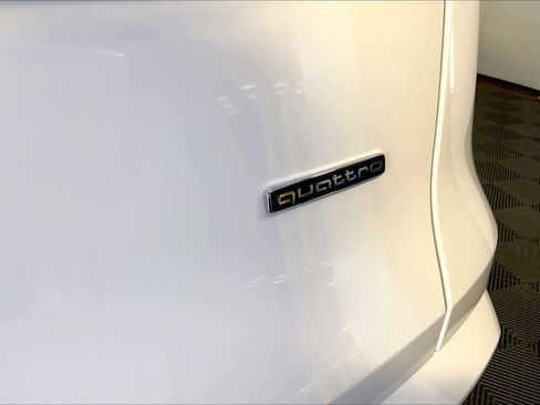 Used 2025 Audi Q5 Premium AWD/4WD image 35