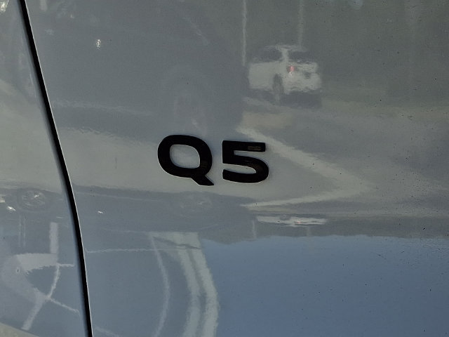 Certified 2025 Audi Q5 Premium Plus w/ Premium Plus AWD/4WD image 30