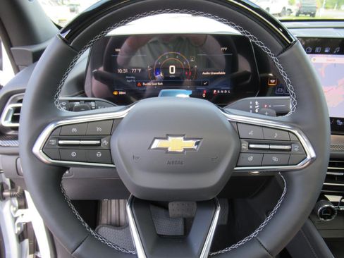 New 2026 Chevrolet Traverse High Country FWD image 24