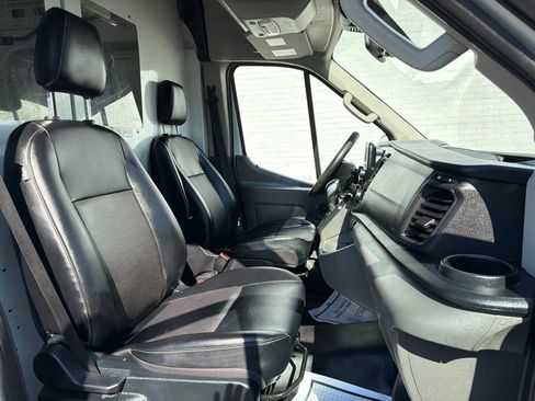 Used 2020 Ford Transit 250 Medium Roof RWD image 12