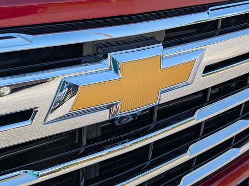 Certified 2025 Chevrolet Silverado 2500 LTZ w/ LTZ Plus Package image 5